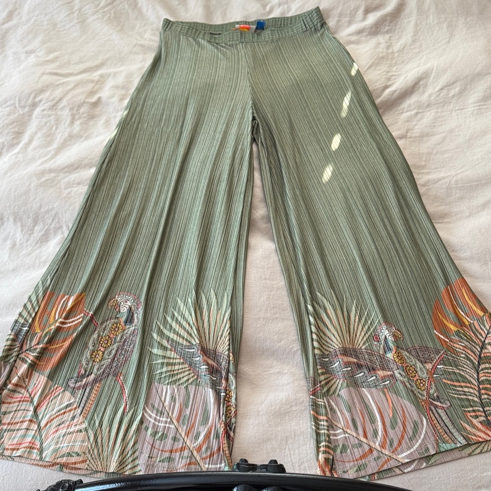 Farm Rio Pants with Tropical Print